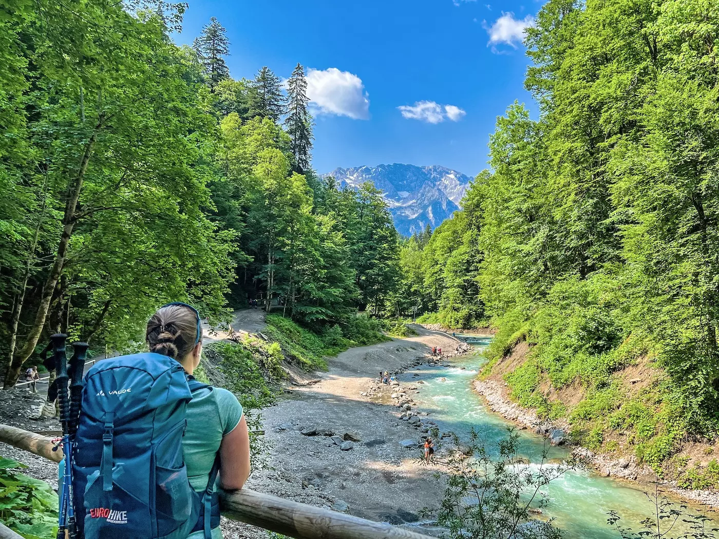 zugspitze_partnachklamm_wanderer_bachbett